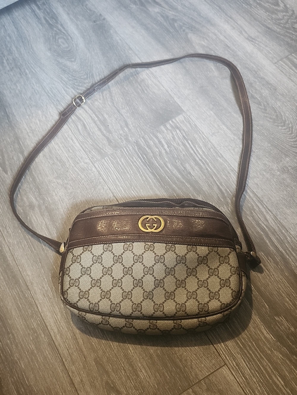 Gucci Brown GG Supreme Canvas Crossbody with Gold Logo